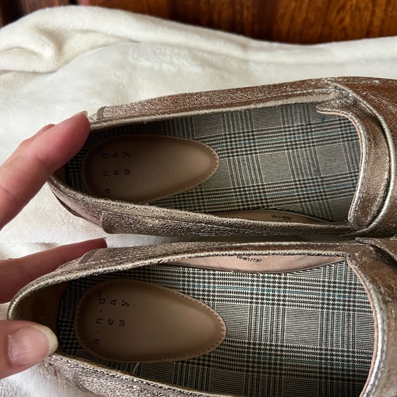 A New Day Cool Gold Metallic Look Loafers, womens size 10, good condition - Picture 6 of 11